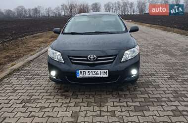 Седан Toyota Corolla 2008 в Липовце