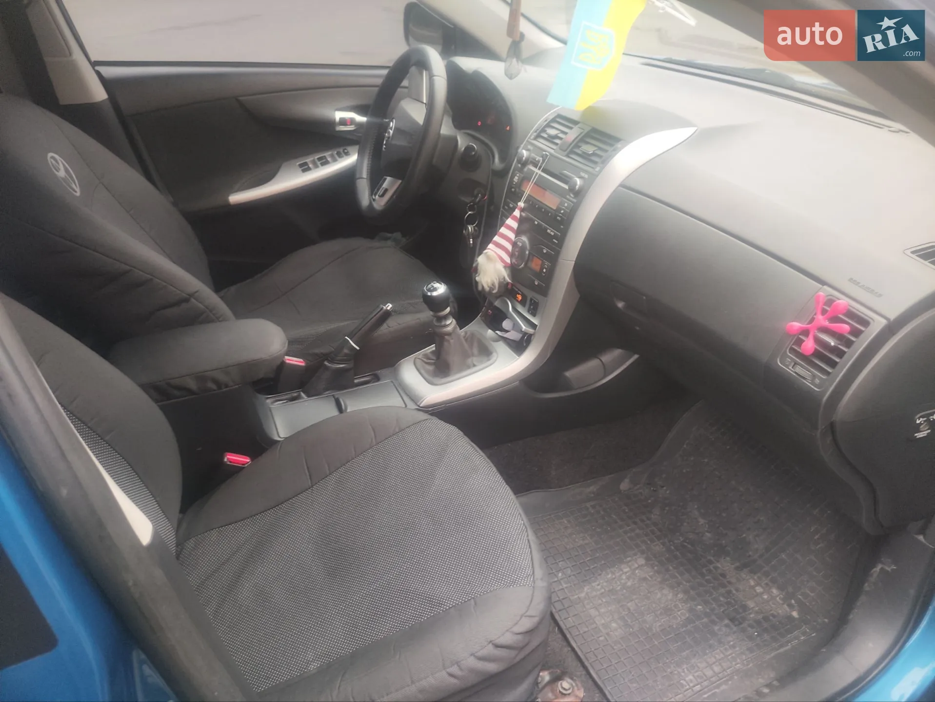 2011 Toyota Corolla - мініатюра 11