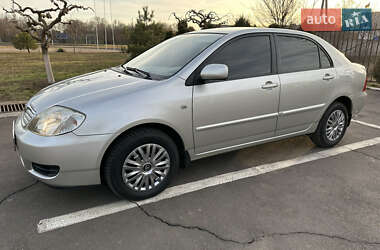 Седан Toyota Corolla 2006 в Сараті