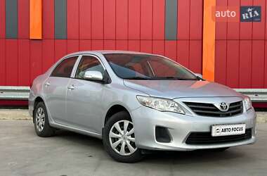 Седан Toyota Corolla 2011 в Києві