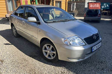 Седан Toyota Corolla 2006 в Микуличине