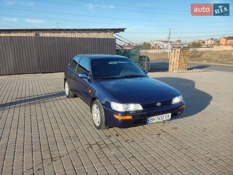 Хетчбек Toyota Corolla 1996 в Одесі