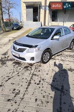 Седан Toyota Corolla 2012 в Луцке