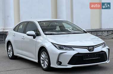 Седан Toyota Corolla 2020 в Жовтих Водах