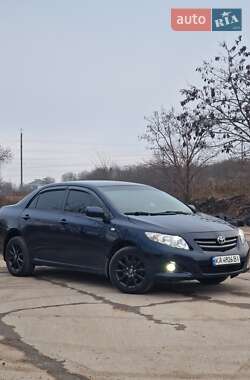 Седан Toyota Corolla 2008 в Києві