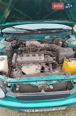 Седан Toyota Corolla 1999 в 