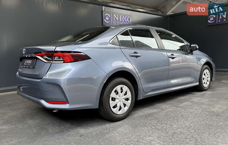 Седан Toyota Corolla 2021 в Києві