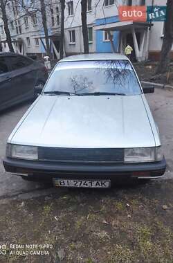 Седан Toyota Corolla 1986 в Кременчуці