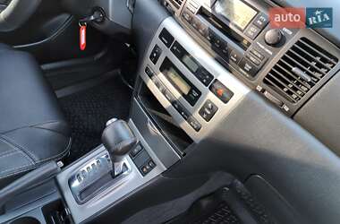 Седан Toyota Corolla 2004 в 