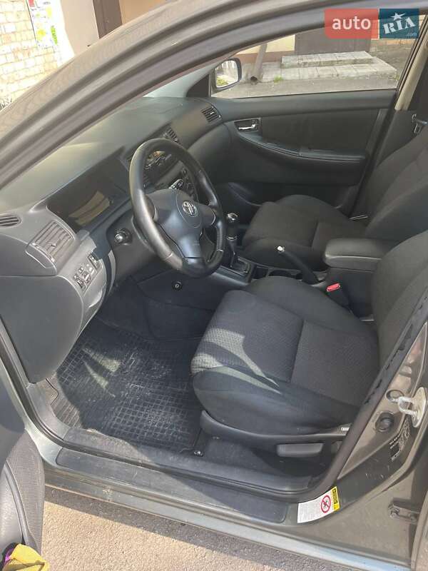 Хэтчбек Toyota Corolla 2006 в Днепре