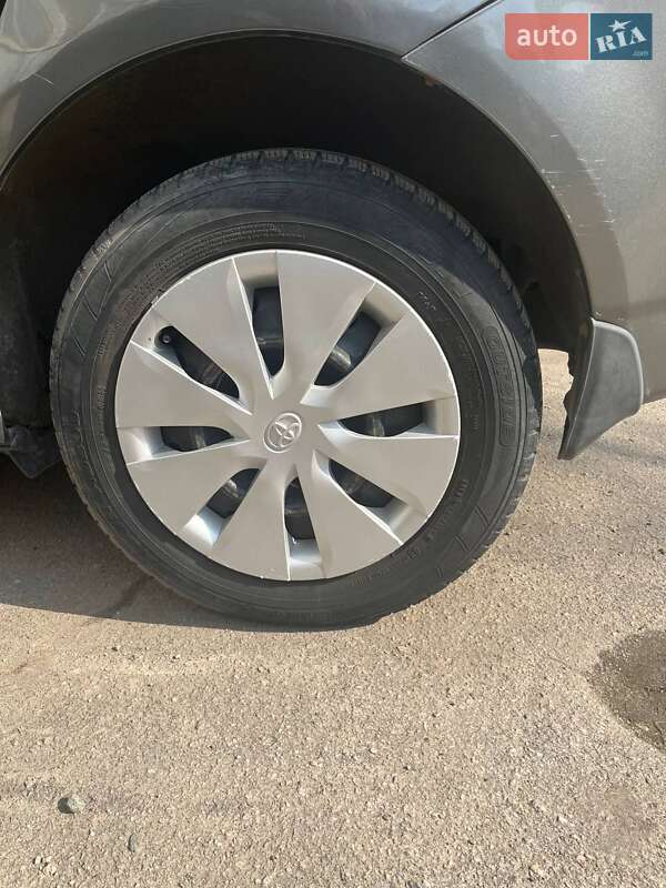 Хэтчбек Toyota Corolla 2006 в Днепре
