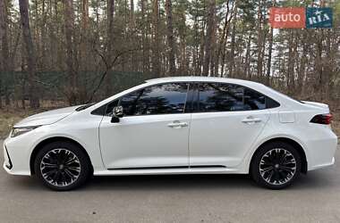 Седан Toyota Corolla 2021 в 
