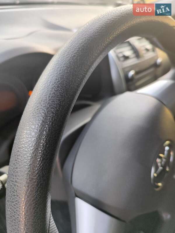 Седан Toyota Corolla 2012 в Львове фото 20 Седан Toyota Corolla 2012 в Львове