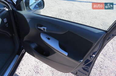 Седан Toyota Corolla 2008 в Кропивницком