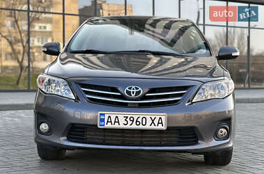 Седан Toyota Corolla 2012 в 