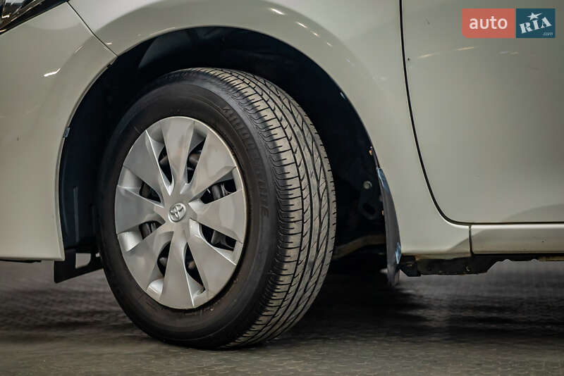 Седан Toyota Corolla 2017 в Києві