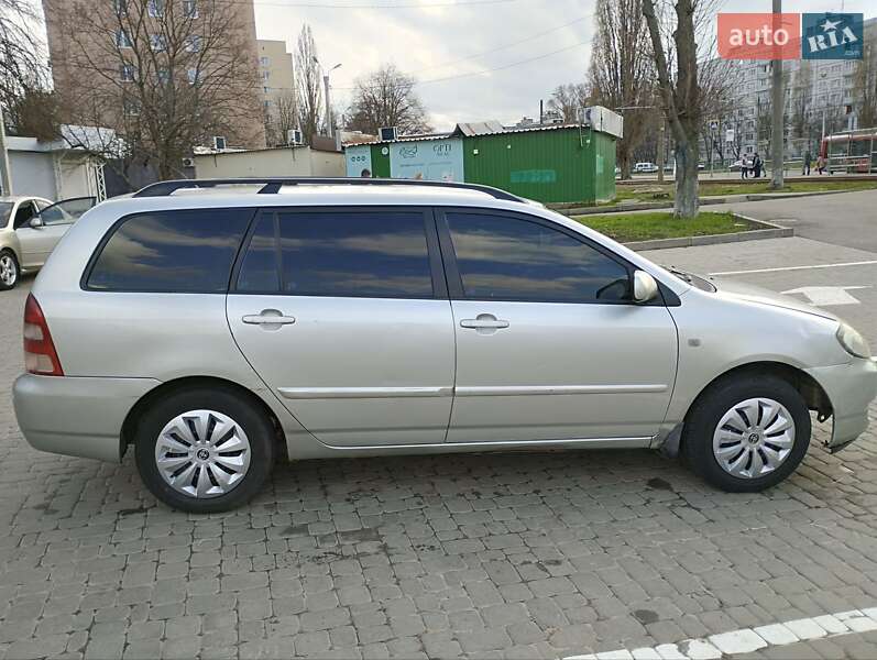 Універсал Toyota Corolla 2005 в Харкові