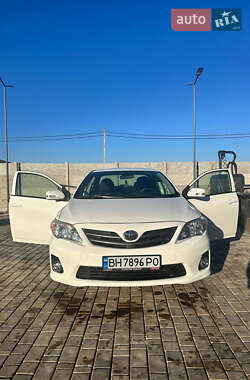 Седан Toyota Corolla 2010 в 