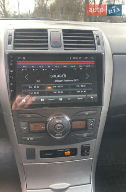 Седан Toyota Corolla 2008 в 