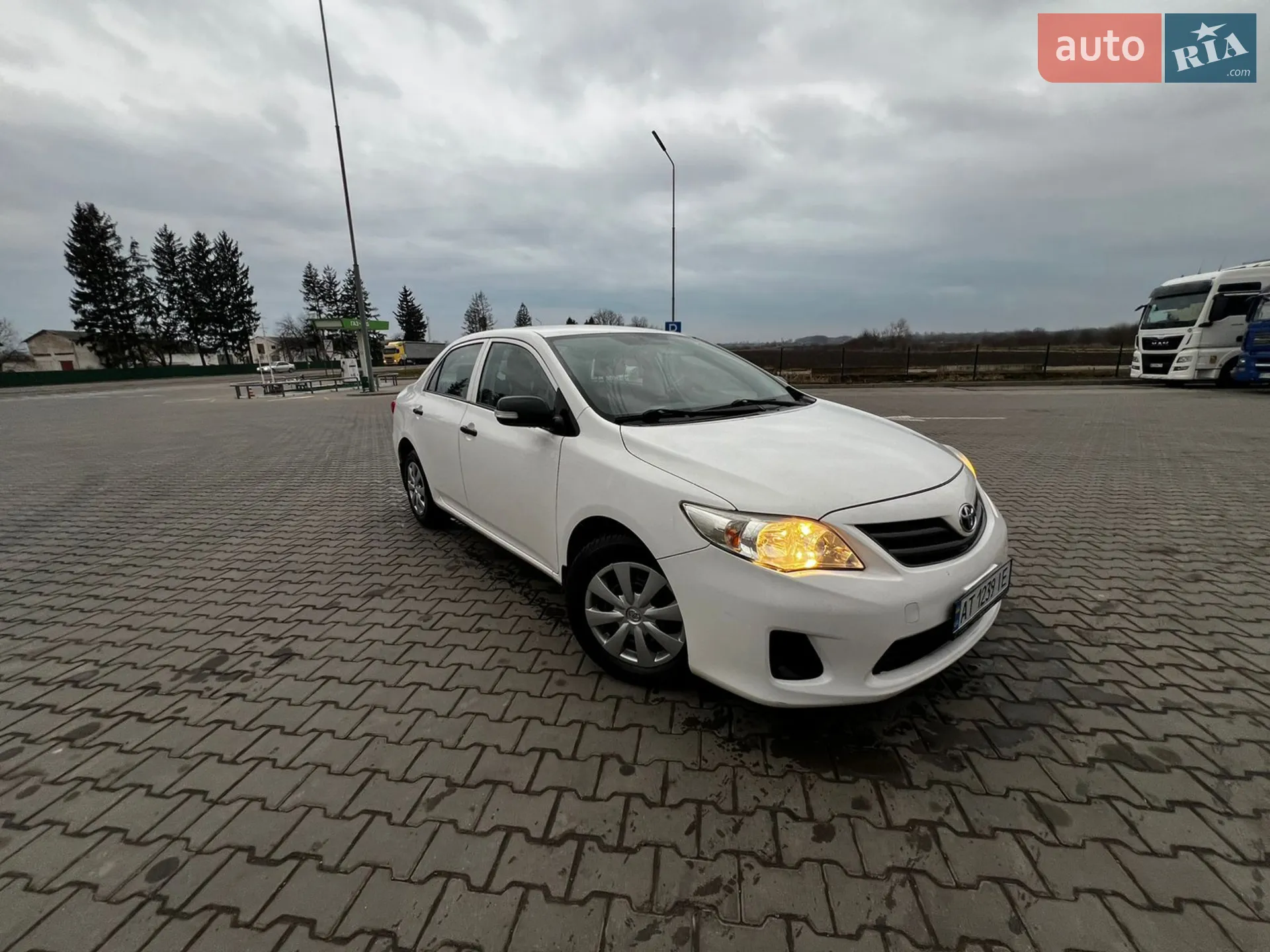 2010 Toyota Corolla - мініатюра 8