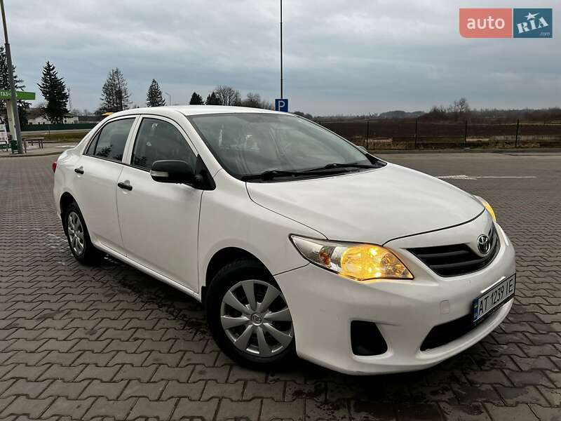 Седан Toyota Corolla 2010 в Коломые фото 22 Седан Toyota Corolla 2010 в Коломые