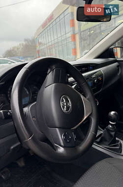 Седан Toyota Corolla 2015 в 