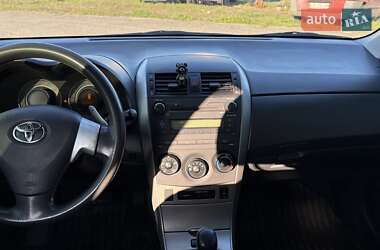 Седан Toyota Corolla 2008 в 