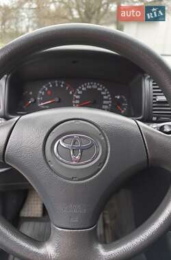 Универсал Toyota Corolla 2002 в 