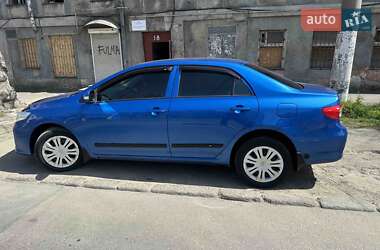 Седан Toyota Corolla 2012 в Виннице