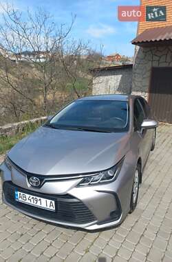 Седан Toyota Corolla 2019 в 