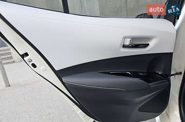 Хэтчбек Toyota Corolla 2018 в 