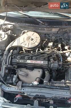 Лифтбек Toyota Corolla 1989 в 