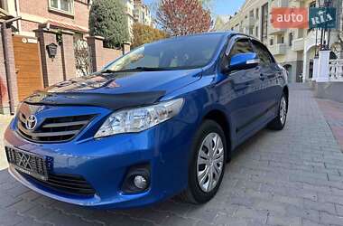 Седан Toyota Corolla 2012 в 