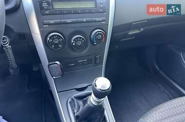 Седан Toyota Corolla 2012 в 