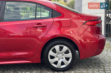 Седан Toyota Corolla 2019 в 