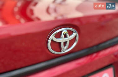 Седан Toyota Corolla 2019 в 