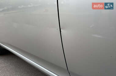 Седан Toyota Corolla 2011 в 