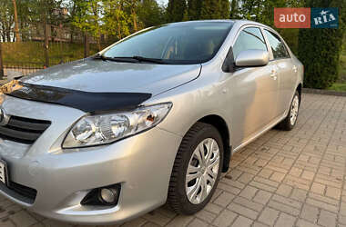 Седан Toyota Corolla 2007 в 