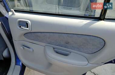 Седан Toyota Corolla 2001 в 