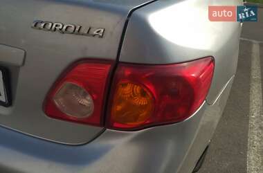 Седан Toyota Corolla 2009 в 