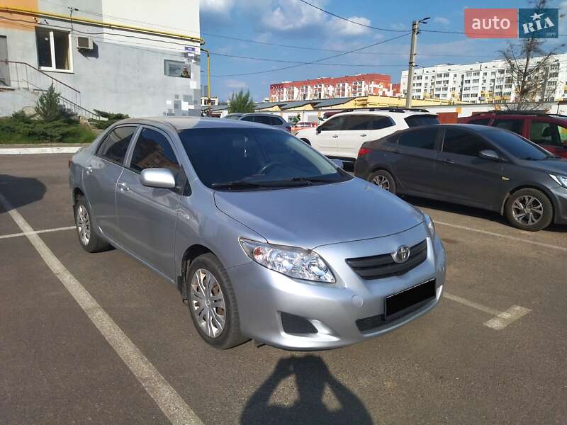 Седан Toyota Corolla 2009 в Харькове