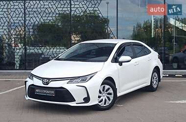Седан Toyota Corolla 2020 в Киеве