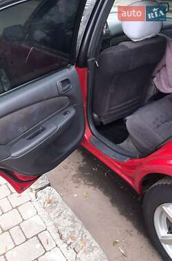 Хетчбек Toyota Corolla 1999 в 