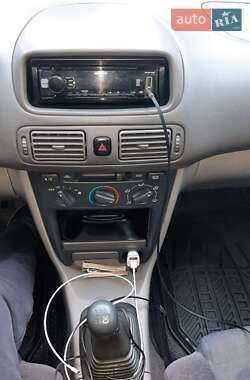 Хетчбек Toyota Corolla 1999 в 