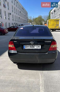 Седан Toyota Corolla 2003 в 