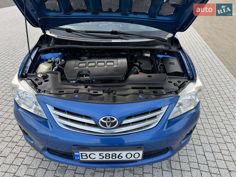Седан Toyota Corolla 2012 в Львове фото 5 Седан Toyota Corolla 2012 в Львове