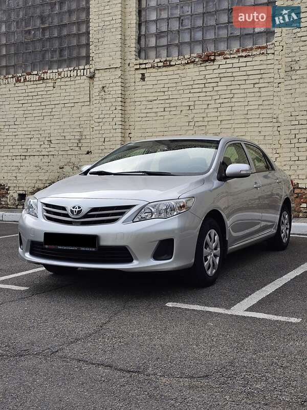 Toyota Corolla 2012