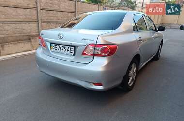 Седан Toyota Corolla 2012 в 