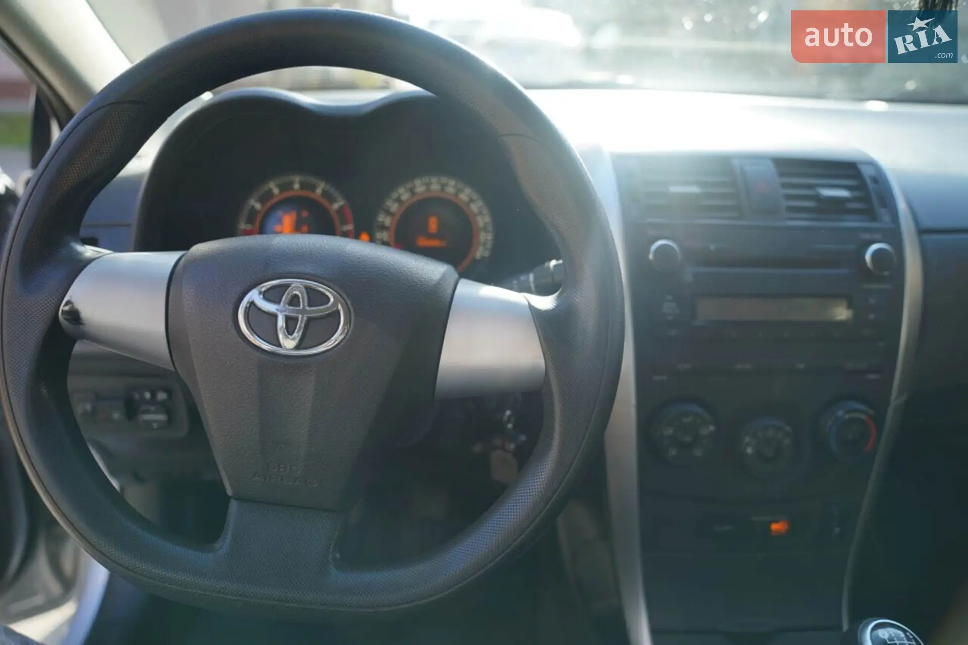 2011 Toyota Corolla - мініатюра 9
