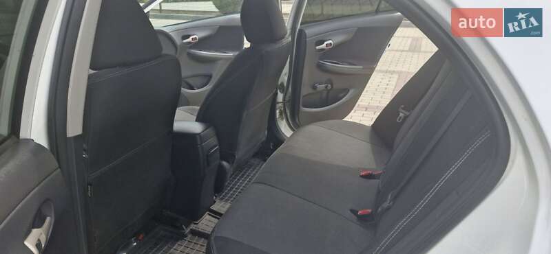 Седан Toyota Corolla 2008 в Ізмаїлі